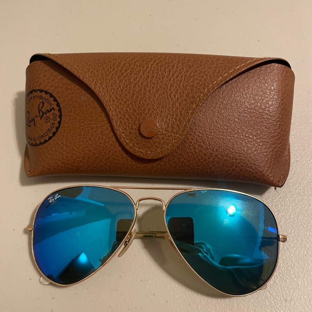 Ray-Ban Authentic aviator Sunglasses RB-3025